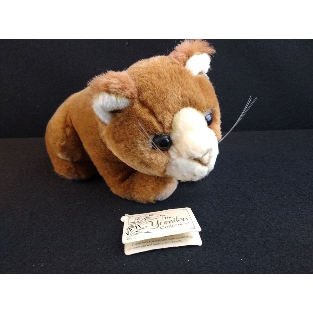 Russ Berrie Lioness Plush Stuffed Animal Toy Cat Female Lion Yomiko Classics